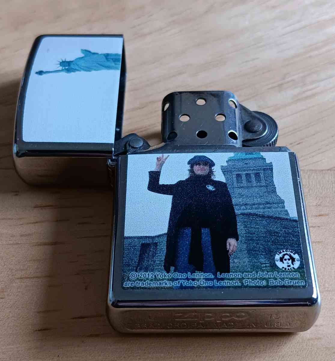 JOHN LENNON RARE 2013 ZIPPO LIGHTE STATUE LIBERTY MINT BOX - East Rochester, New York - FleaMarketBay