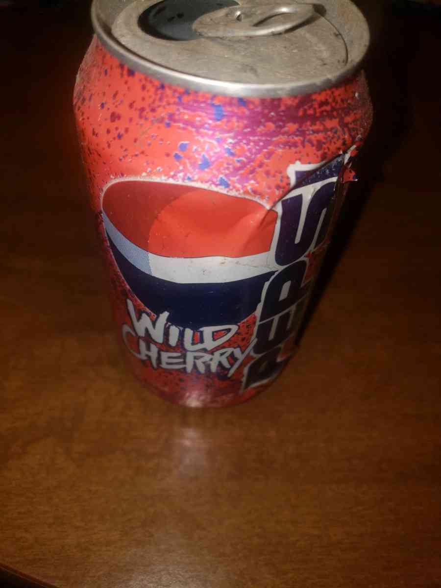 vintage and retro can lot - Suffield, Connecticut - FleaMarketBay