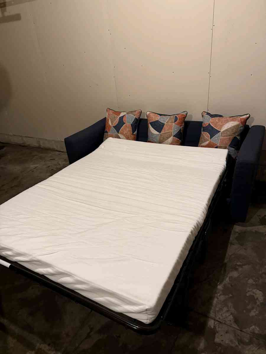 beautiful Blue foldable couch - Saint Paul, Minnesota