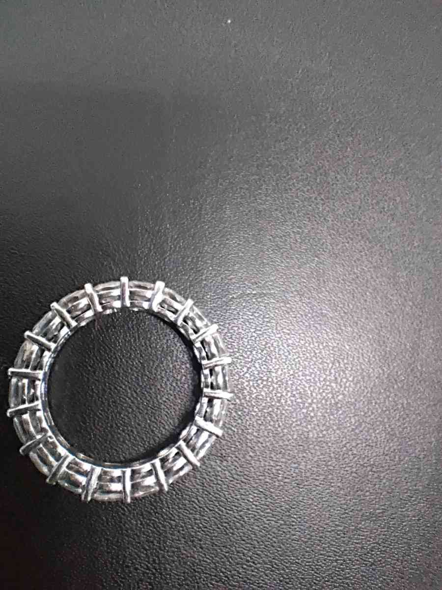 silver eternity diamond ring - Chicago, Illinois - FleaMarketBay