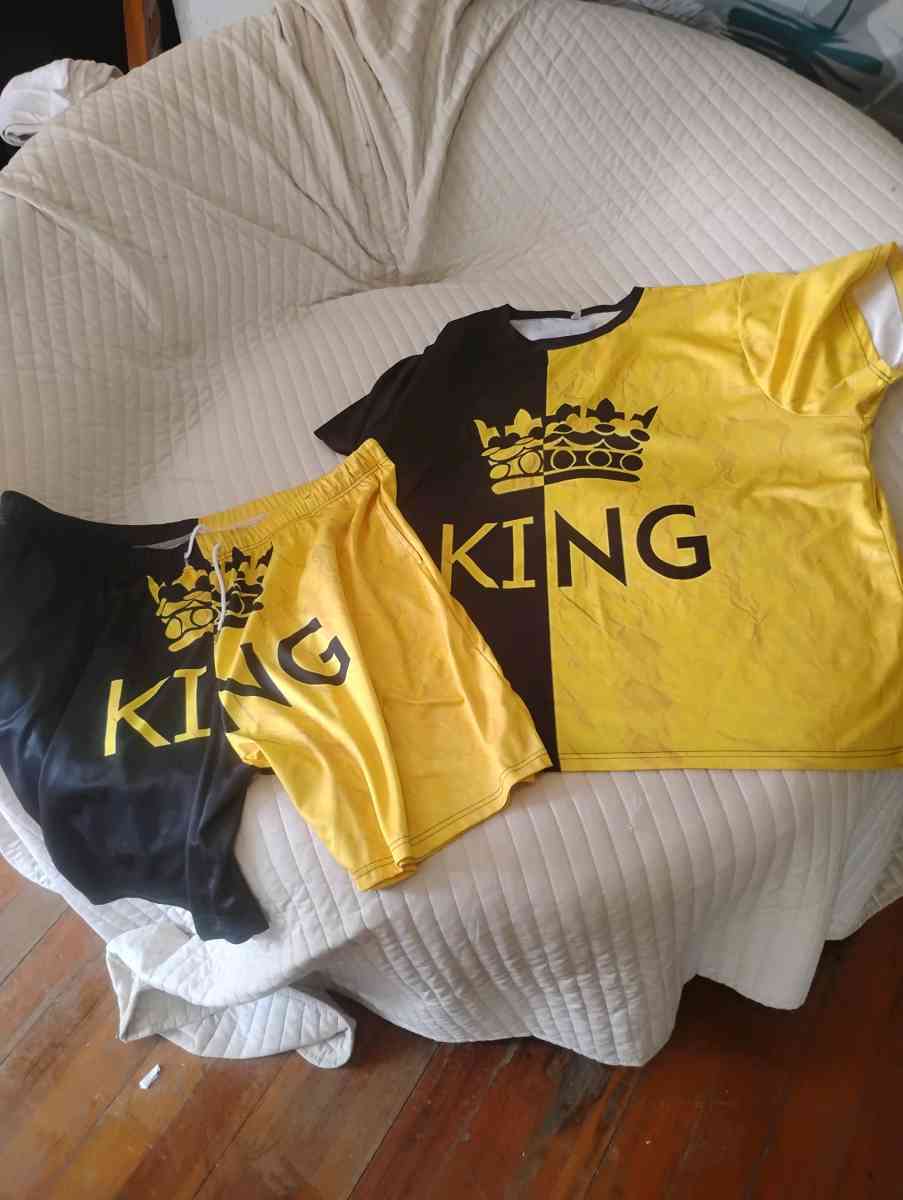 summer two peace outfit - Saint Joseph, Missouri - FleaMarketBay