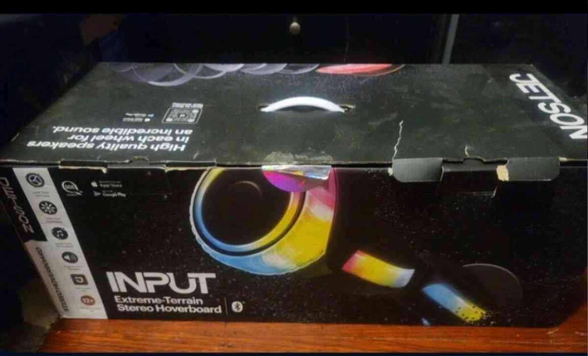 Jetson Bluetooth Hover board with lightup built in speakers - Hartford, Connecticut - FleaMarketBay