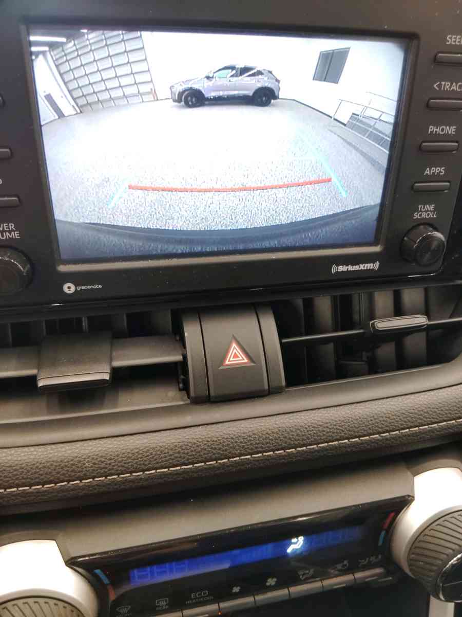 2021 Toyota RAV4 XLE - Greenville, Texas - FleaMarketBay