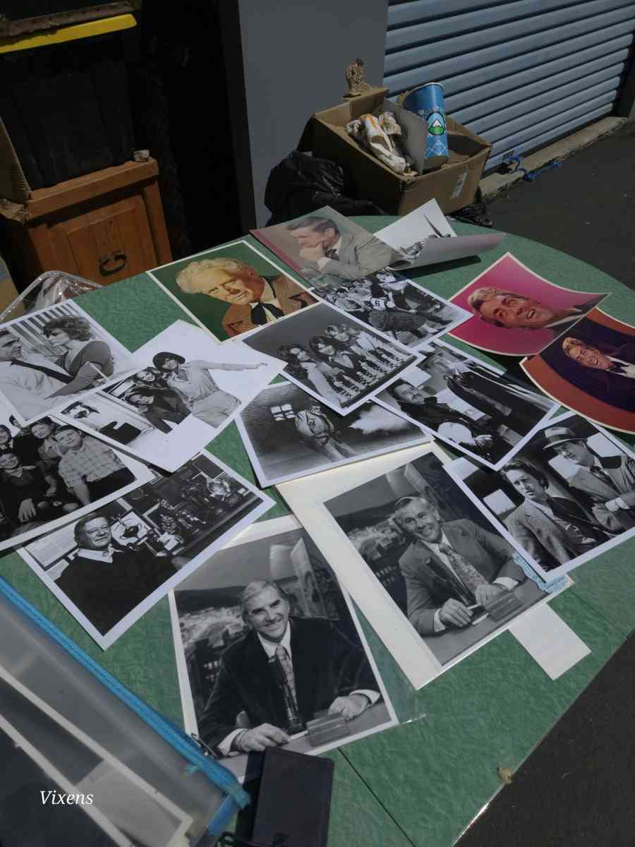 Celebrity photos lot - Ashland, Oregon - FleaMarketBay