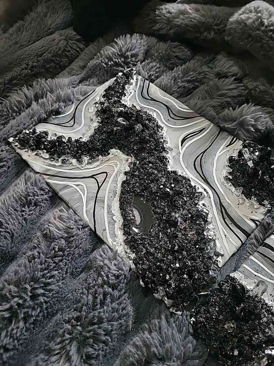 Epoxy and Geode Artwork - Rochester, New Hampshire - FleaMarketBay