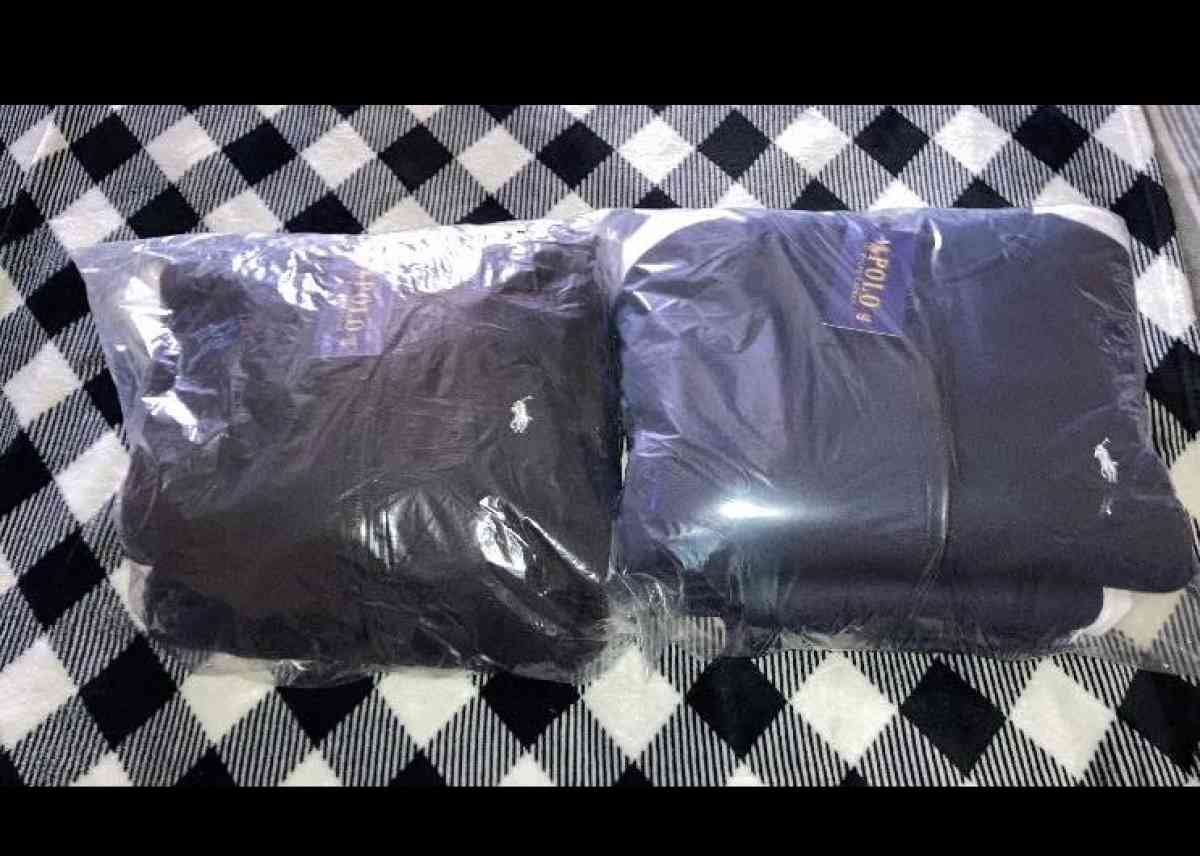 Nike techs 60 for the whole set and polo - York, Pennsylvania - FleaMarketBay