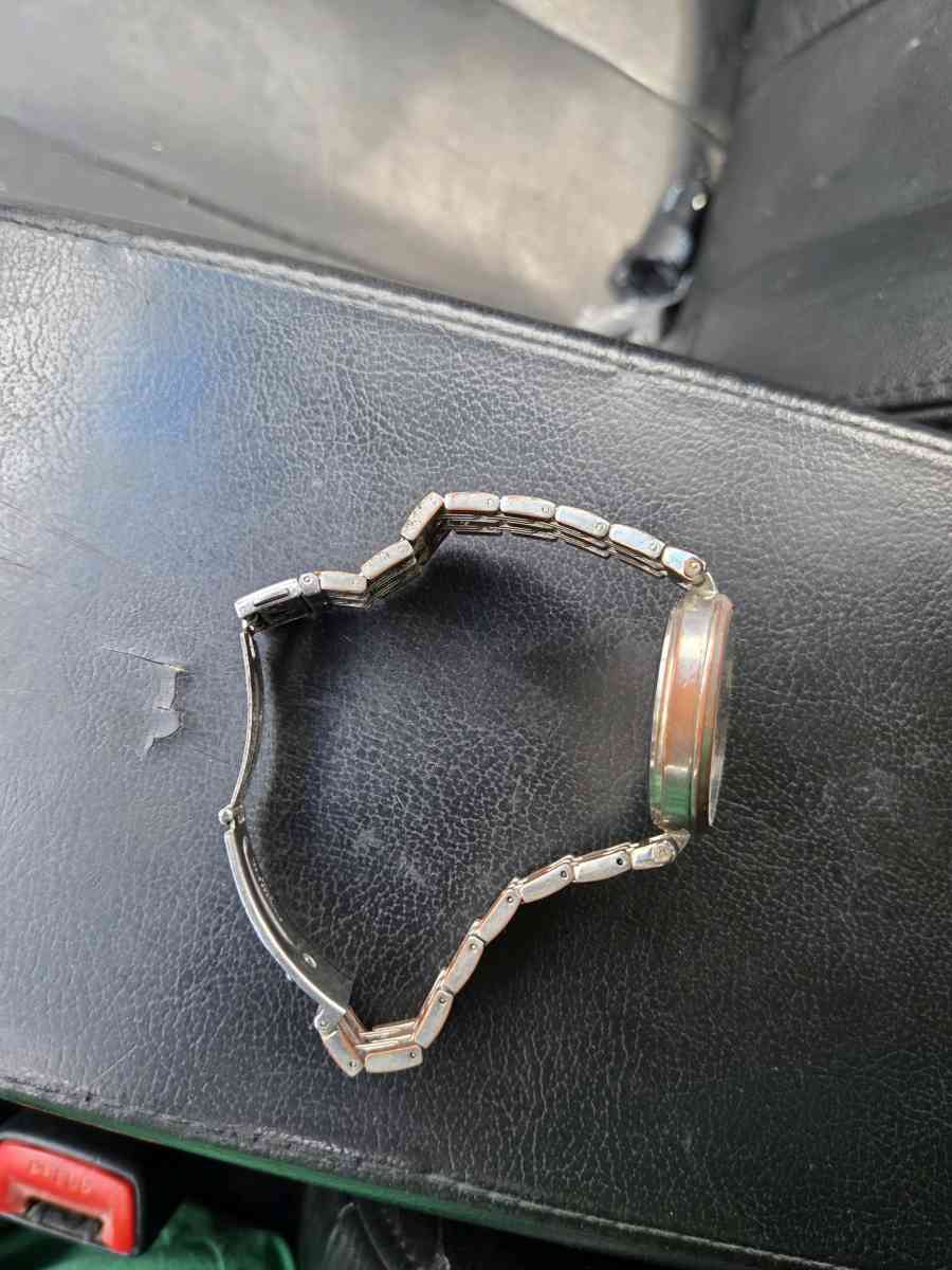 womans watch - Wichita, Kansas - FleaMarketBay