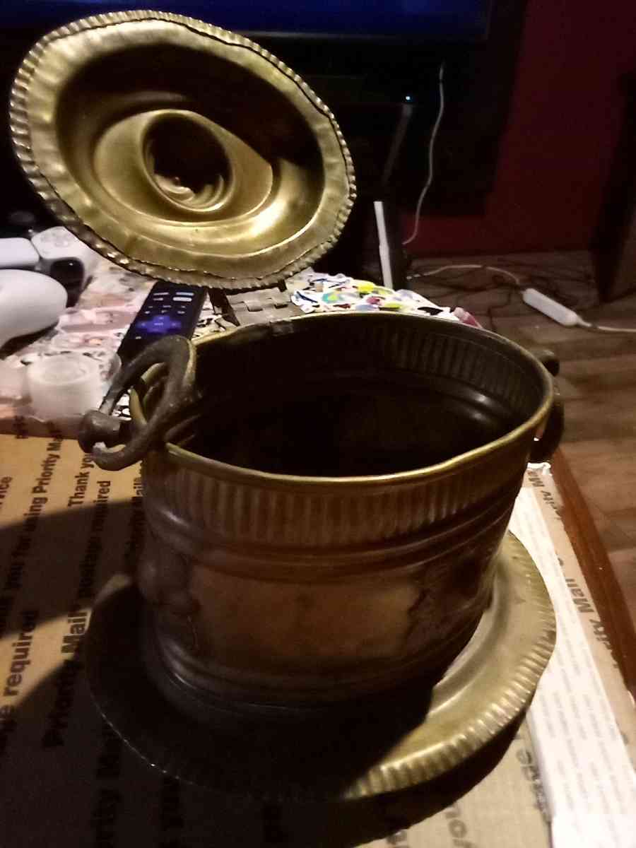 antique brass container - Mc Minnville, Tennessee - FleaMarketBay