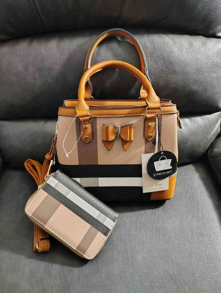 Multicolor crossbody purse