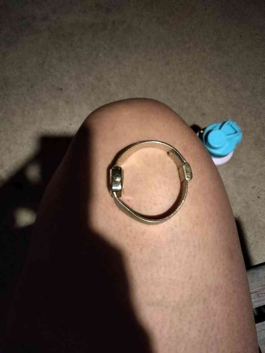 Womans Seiko gold with diamonds watch - Sweetwater, Texas - FleaMarketBay