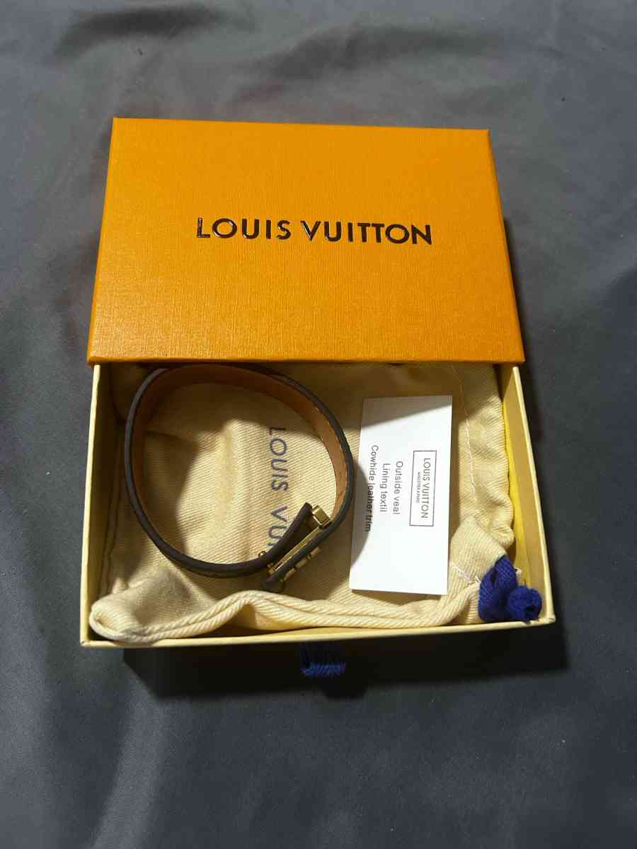 Louis Vuitton Bracelet - Miami, Florida - FleaMarketBay