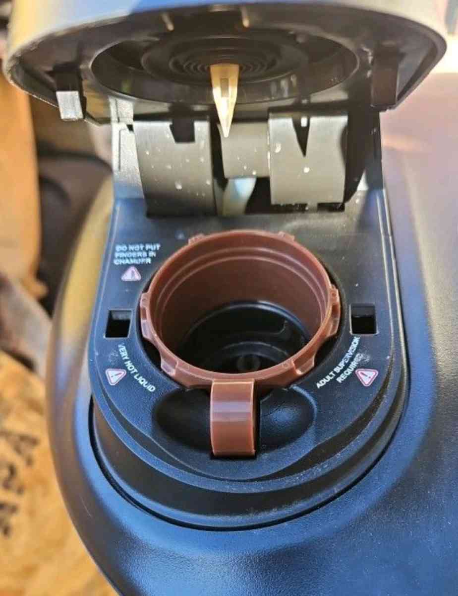 Aqua Barista Water Dispenser With Coffee Maker Hot  Cold - Phoenix, Arizona - FleaMarketBay