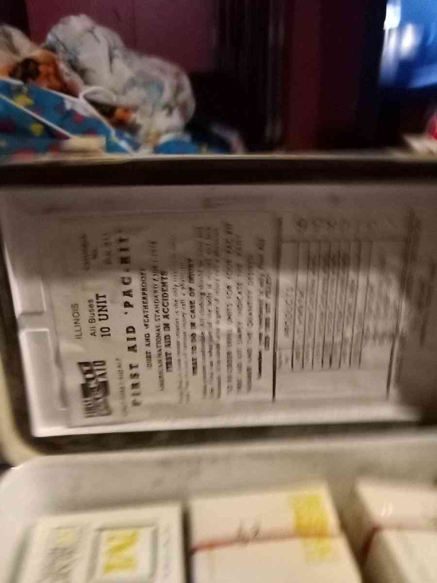antique train first aid box - Mc Minnville, Tennessee - FleaMarketBay