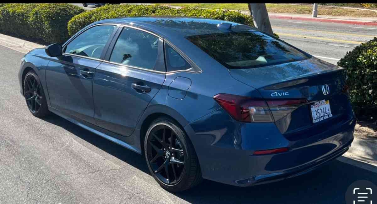 2025 Honda Civic sport model - San Diego, California - FleaMarketBay