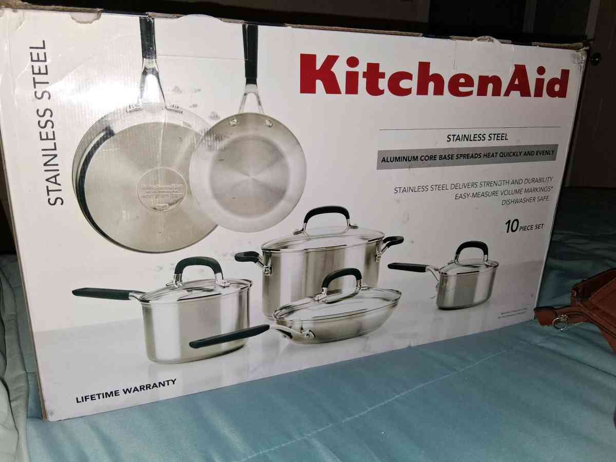 KITCHEN AID 10 piece stainless steel cookware set - Camp Hill, Alabama - FleaMarketBay