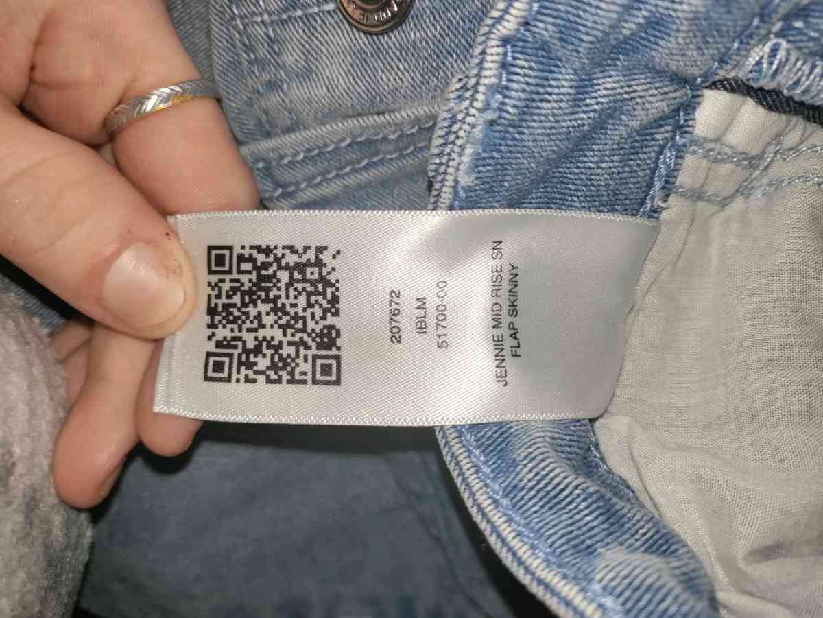 True Religion Womans Jeans size 28 - North Highlands, California - FleaMarketBay