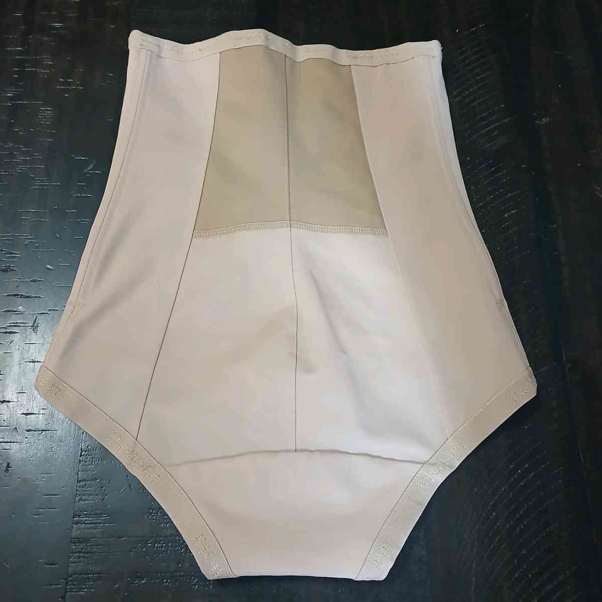 Belle Fit Corset Size S - Indianapolis, Indiana - FleaMarketBay