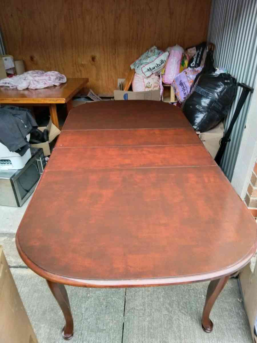 family table 2 on 1 - Bellaire, Texas - FleaMarketBay