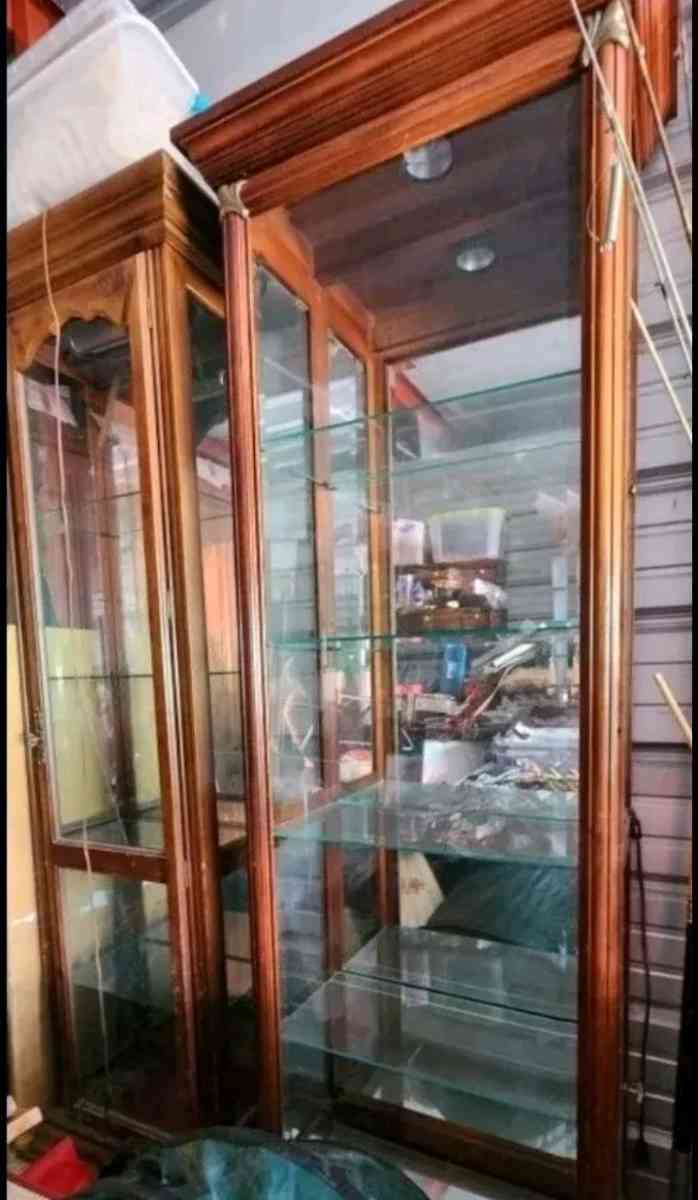 Curio Cabinets - Dayton, Texas - FleaMarketBay