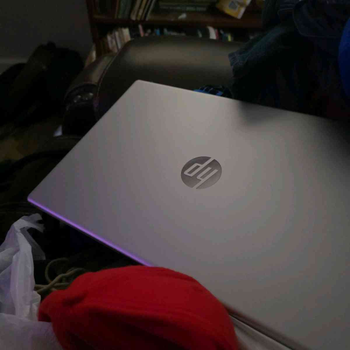 silver hp laptop