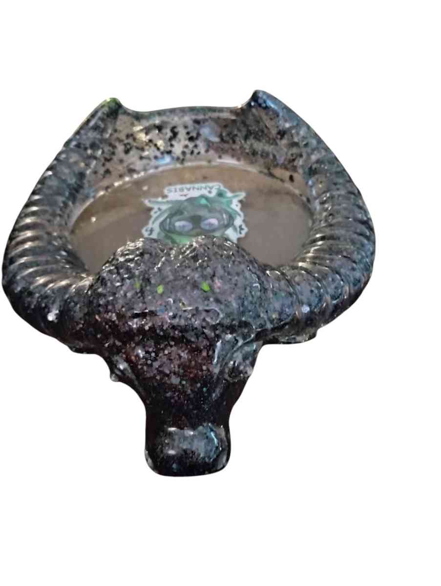 resin Bull ashtrays - Alicia, Arkansas