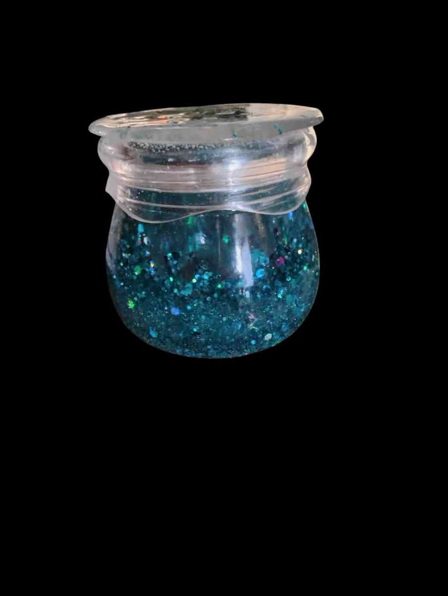 resin pot jar with screw on lid - Alicia, Arkansas - FleaMarketBay