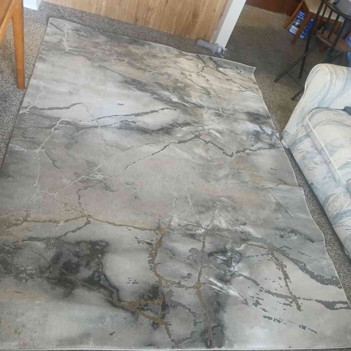 alfombra ocupa espacio 40 OMO - Alachua, Florida - FleaMarketBay