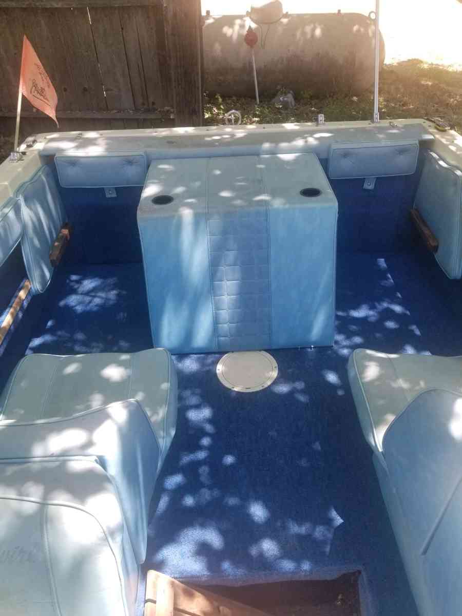 Seaswirl Ski Boat - Colfax, California - FleaMarketBay