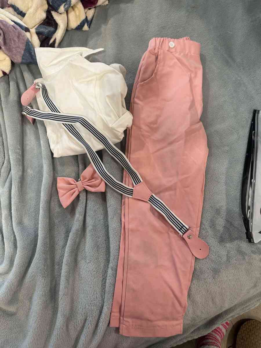 childs clothes 5t - Yakima, Washington - FleaMarketBay