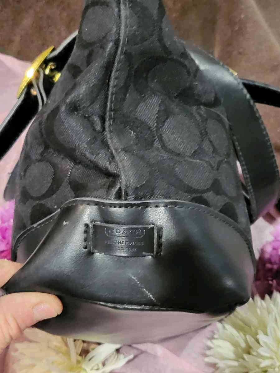Black Coach handbag - Las Vegas, Nevada - FleaMarketBay