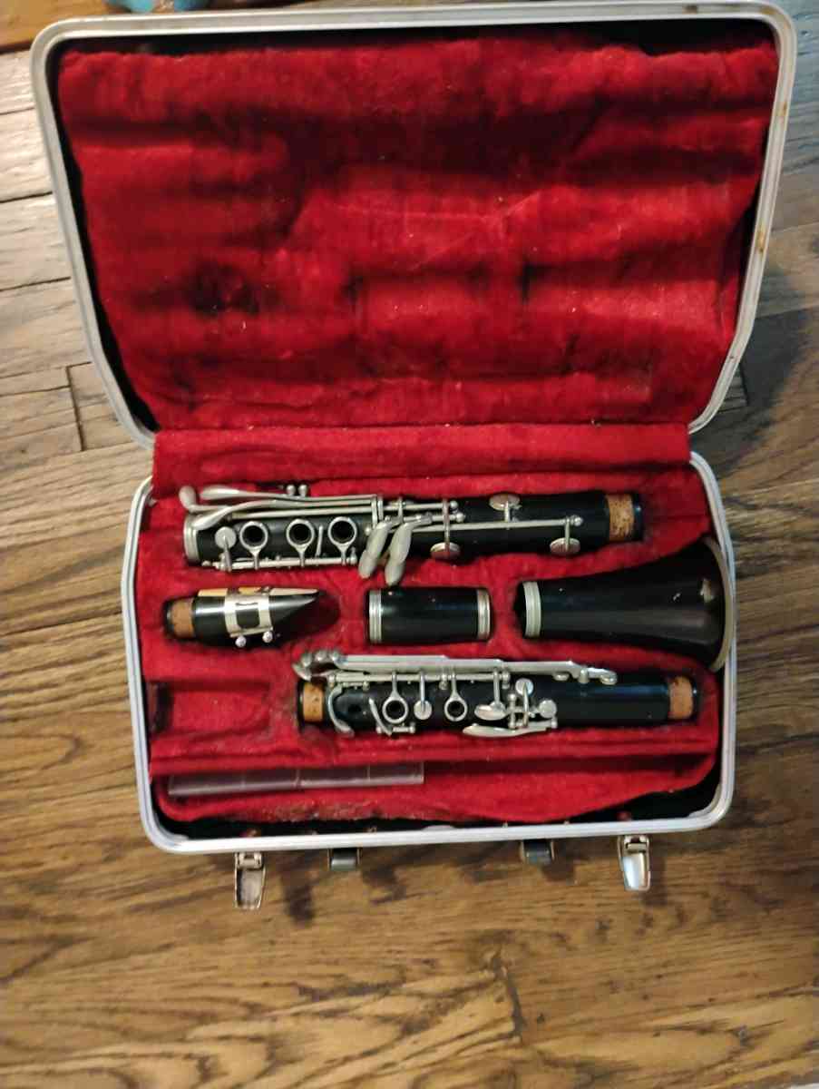 clarinet - Audubon, New Jersey - FleaMarketBay