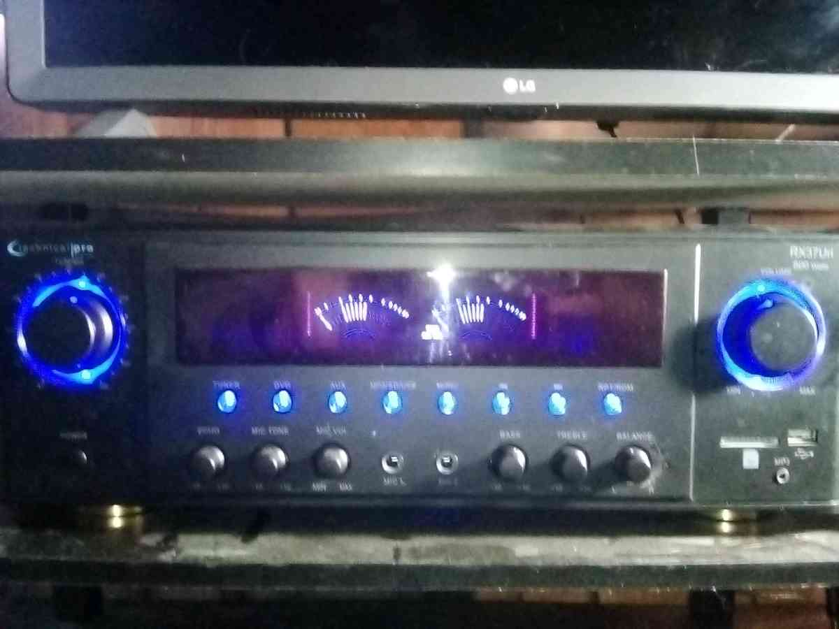 technical pro 2015 stereo receiver - Eastpointe, Michigan