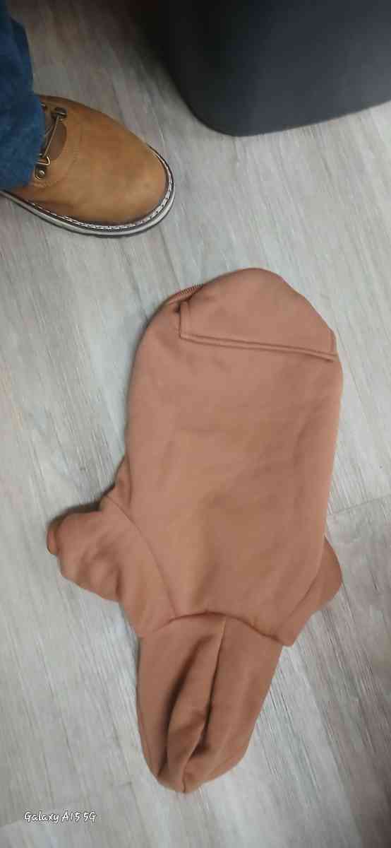 dog sweaters and rain coats size small to medium - Ontario, Oregon - FleaMarketBay