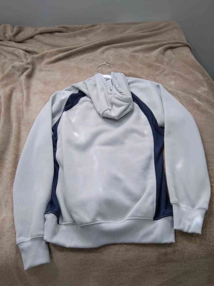 Dallas Cowboys PullOver - Des Moines, Iowa - FleaMarketBay