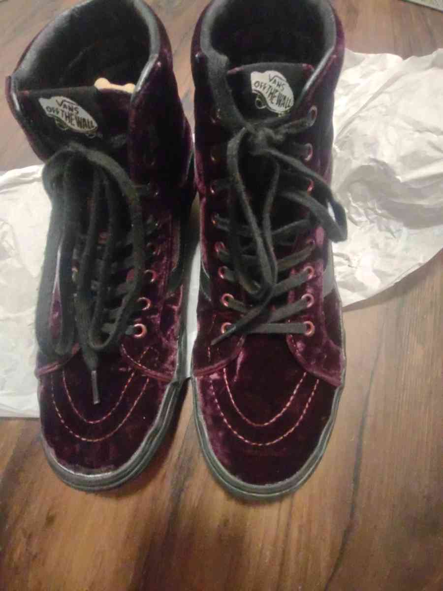 vans purple velvet - Los Angeles, California - FleaMarketBay