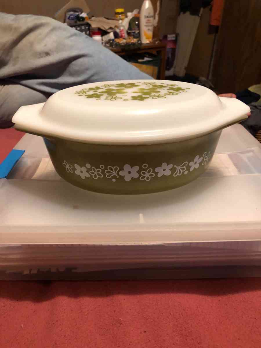 Pyrex 1 and half inch it is green with flowers on it - Hartsville, Tennessee - FleaMarketBay