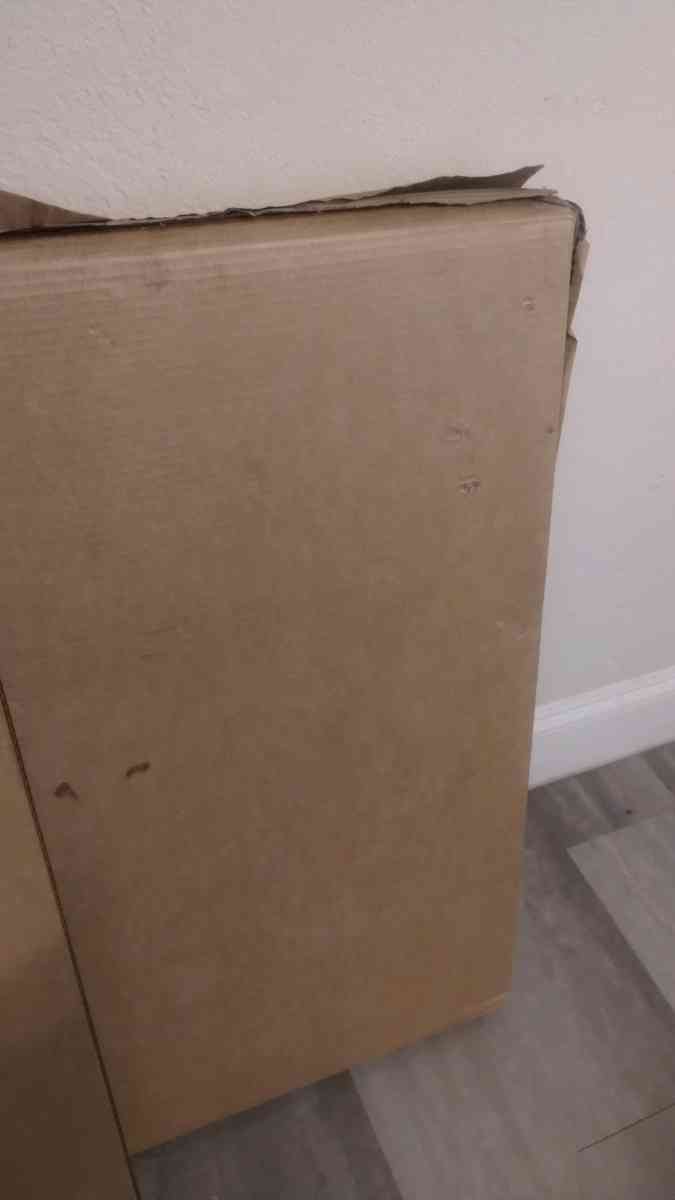 IKEA six drawer dresser - Tampa, Florida - FleaMarketBay