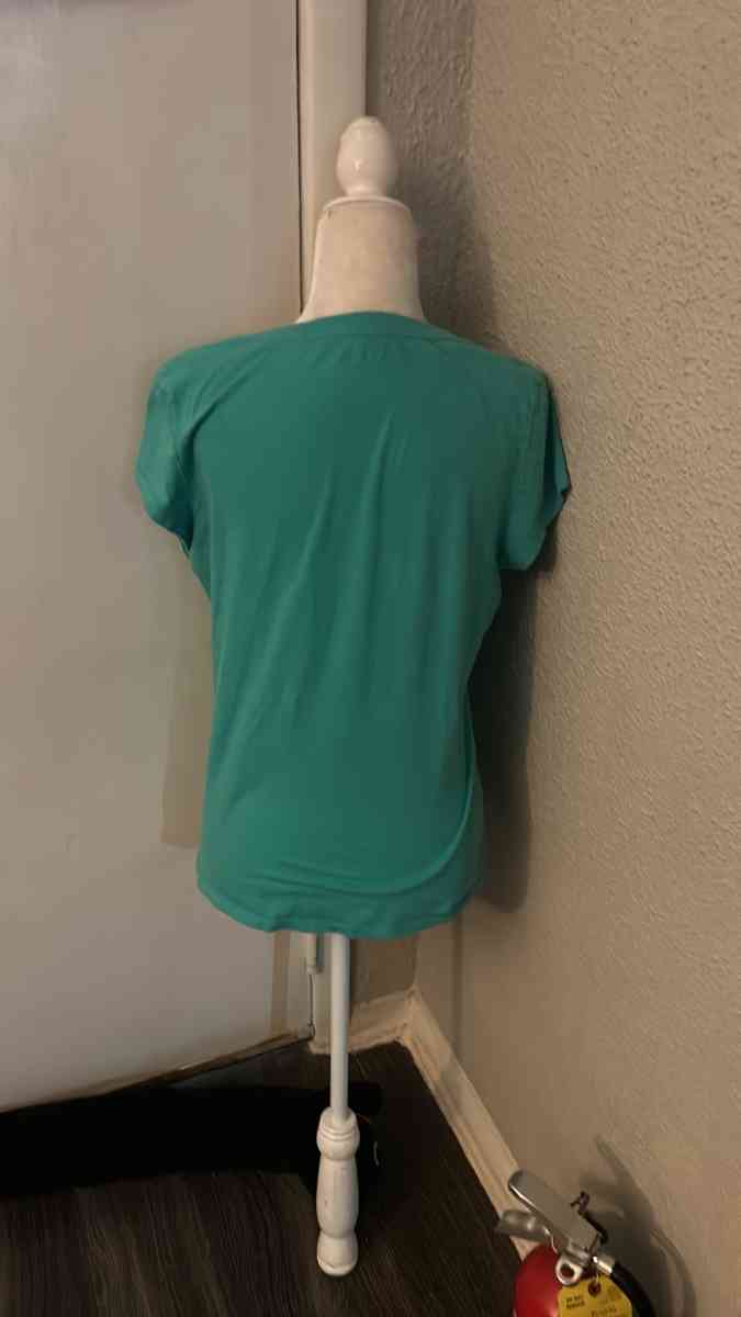 Aeropostale Spellout Green Logo Tee Size XL Short Sleeve - Atlanta, Georgia - FleaMarketBay