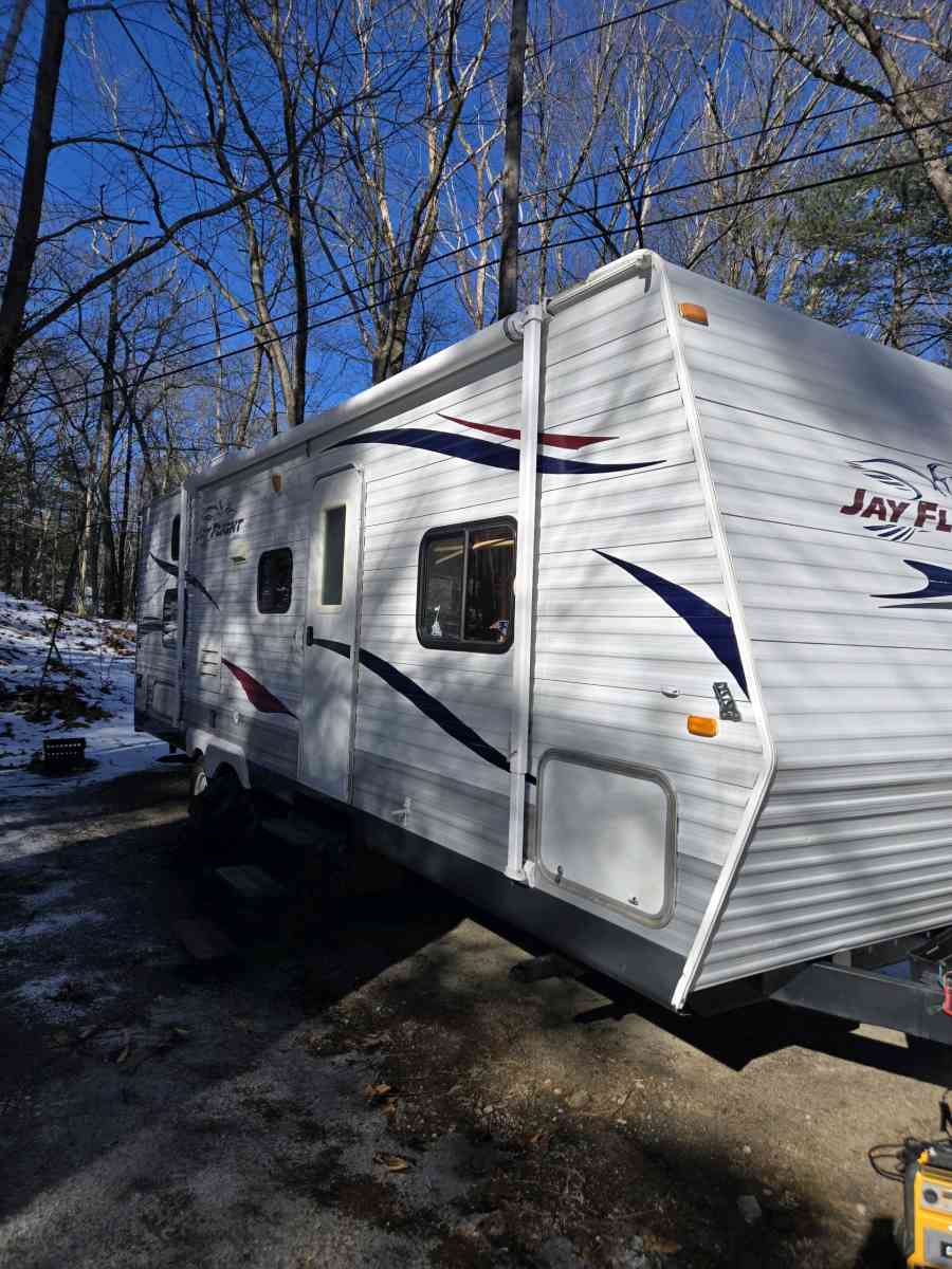 2010 jayco Jayflight  26feet long - Milford, Massachusetts - FleaMarketBay
