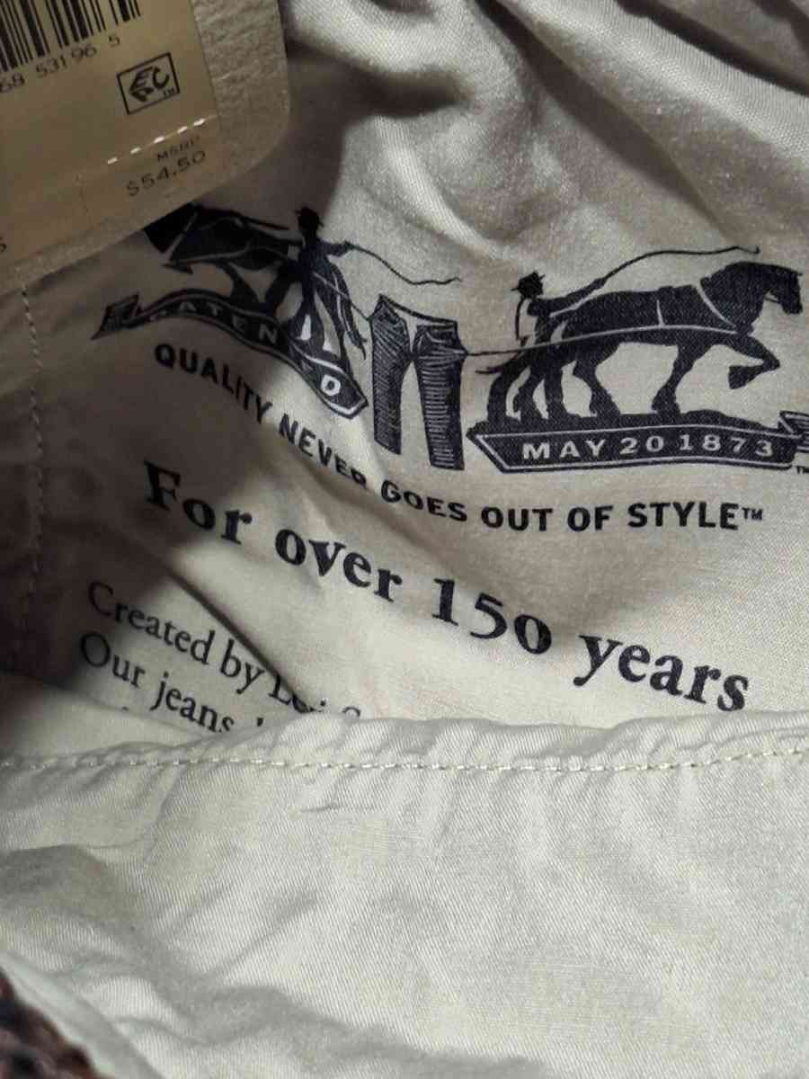 Levis Trail Cargo Shorts Mens Size small 6 Brown Print Draws - Laredo, Texas - FleaMarketBay