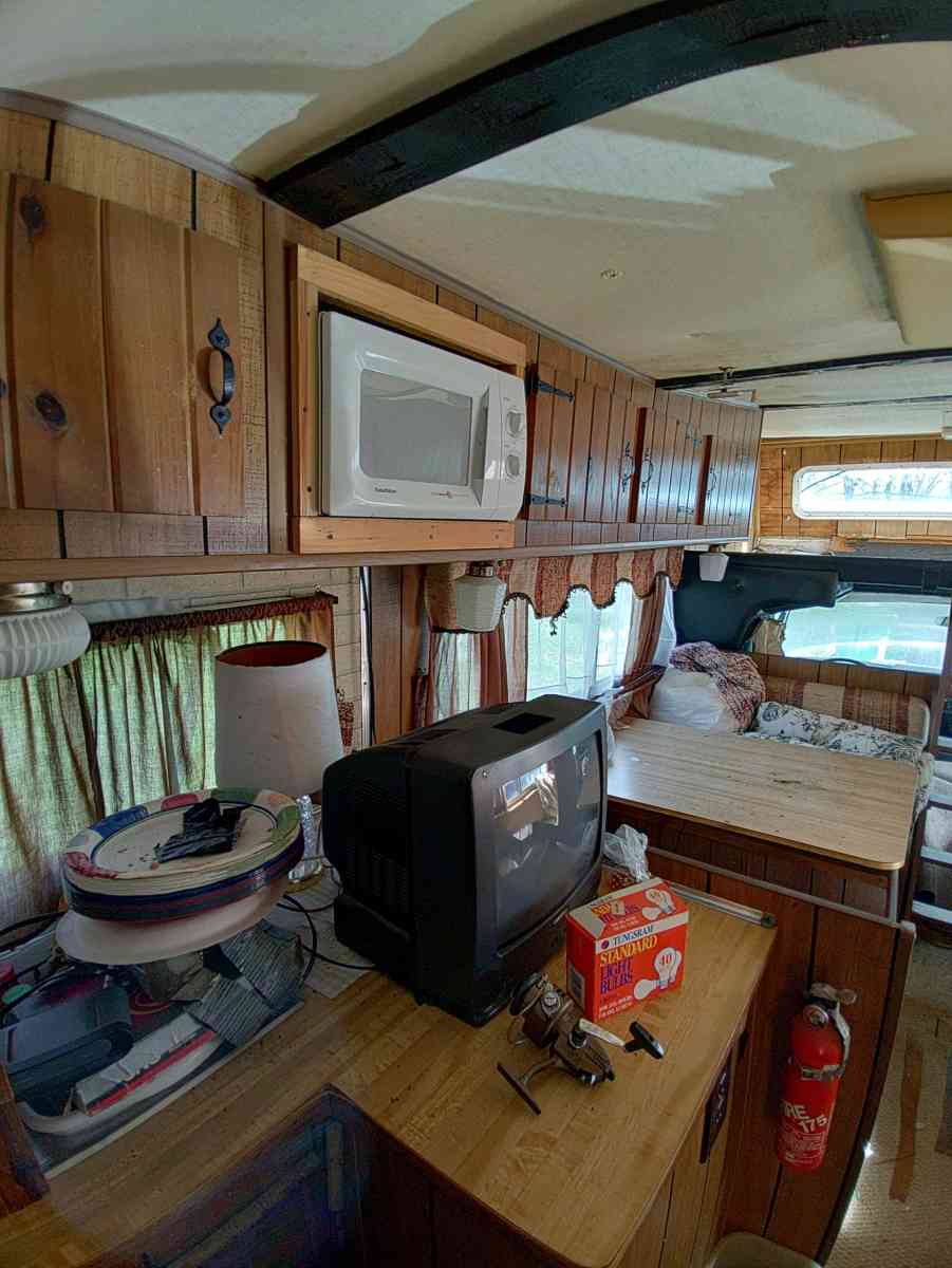 1976 Dodge RV    MUST GO - Cleveland, Ohio - FleaMarketBay