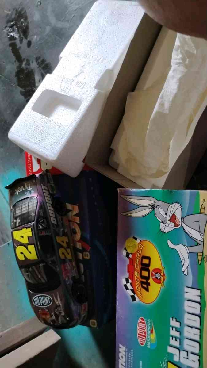 die cast cars still in the boxes collectors editJeff Gordon - Dike, Texas - FleaMarketBay
