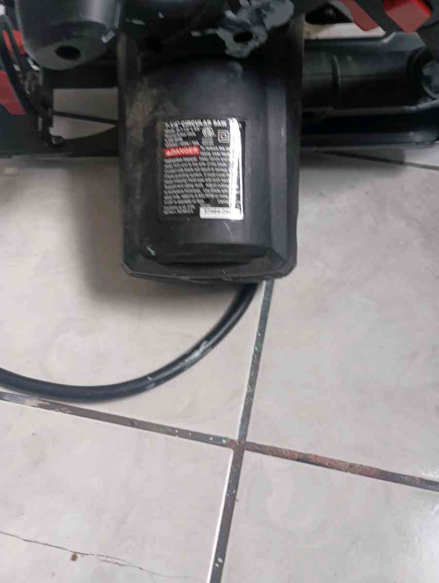 DRILL MASTER 10 Amp 714 in Circular Saw - Hampton, Virginia - FleaMarketBay