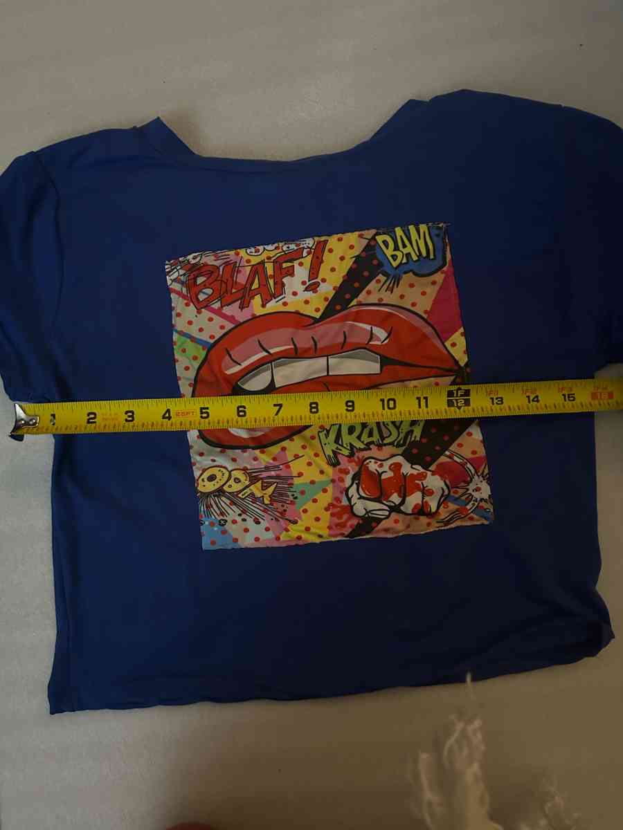 AQ Sport Cropped Graphic Tee with Cloth Mask NEW Soft - Atlanta, Georgia - FleaMarketBay