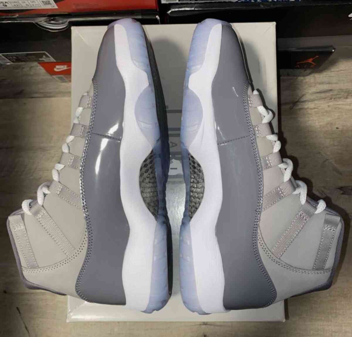 Size 9 Jordan retro space gray - Alicia, Arkansas - FleaMarketBay