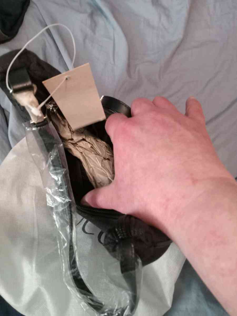 handbag brand new never used - Malden, Massachusetts - FleaMarketBay