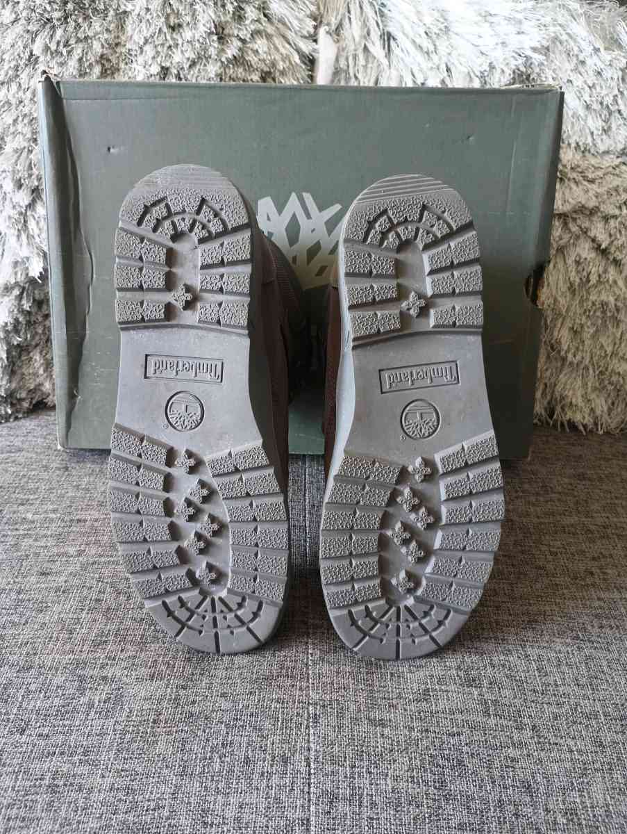 Timberland Gray Nubuck Lace Up Waterproof Ankle Boots  Size - Frostproof, Florida - FleaMarketBay