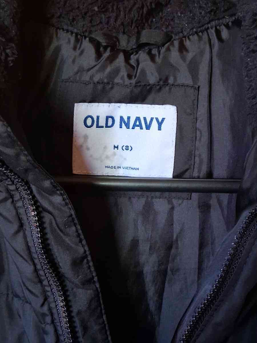 SALE BOYS OLD NAVY COAT YOUTH SIZE MEDIUM - Elysburg, Pennsylvania - FleaMarketBay