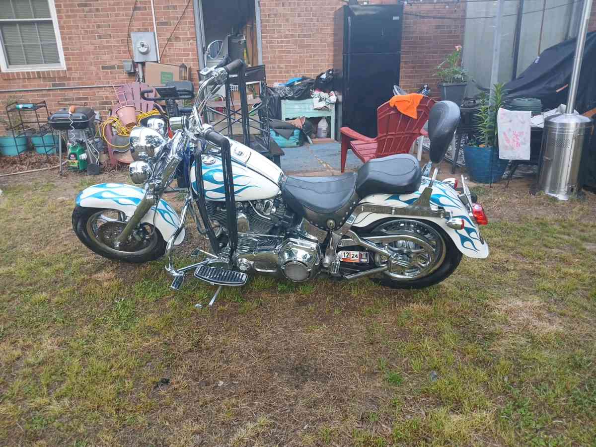 2000 fat boy harley Davidson - Richmond, Virginia - FleaMarketBay