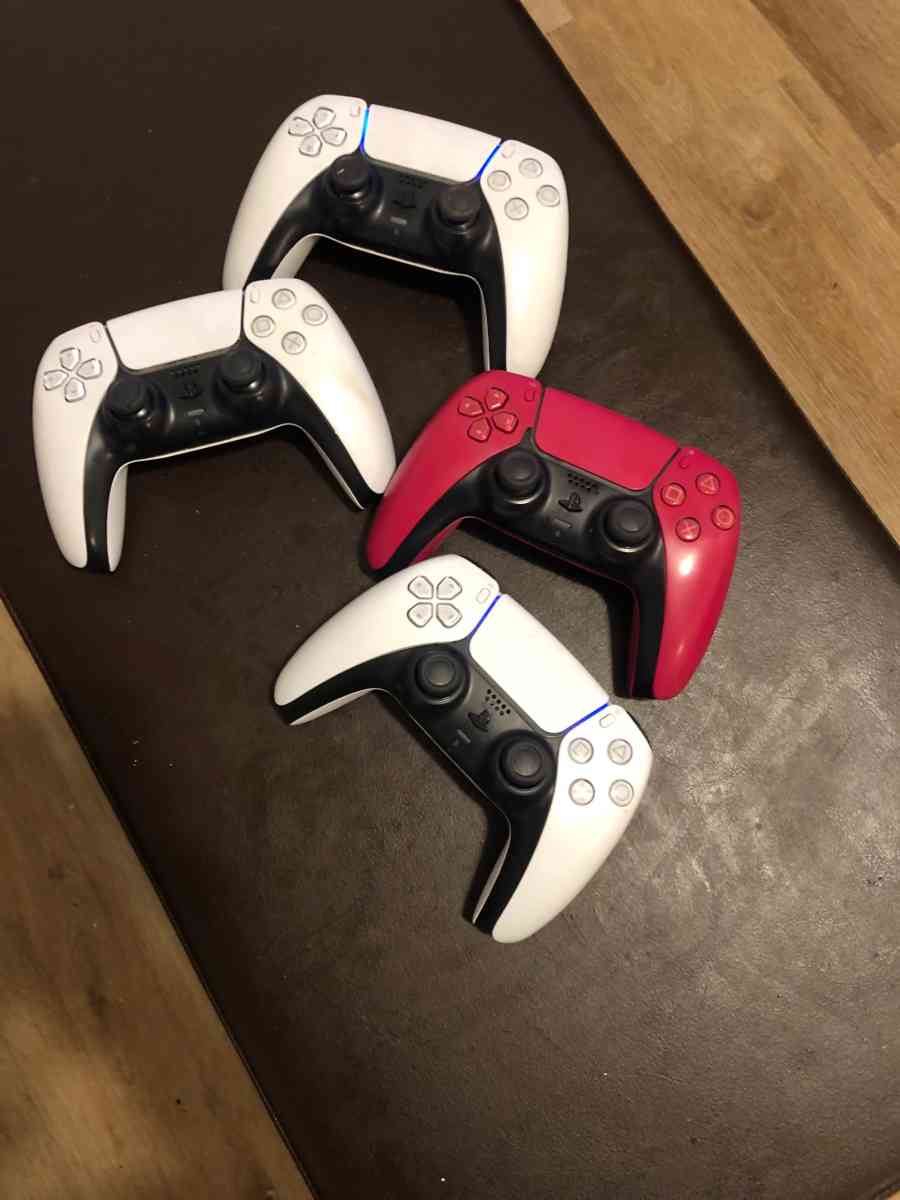 Play station five - Albany, New York - FleaMarketBay